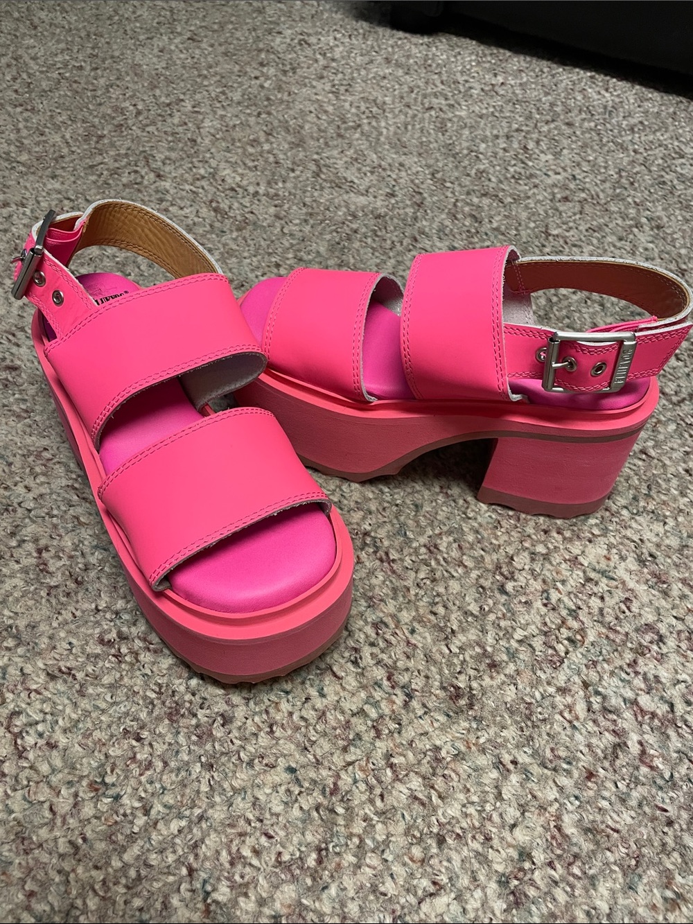 John fluevog leather Hot Pink Platform Sandals- retired/rare/new